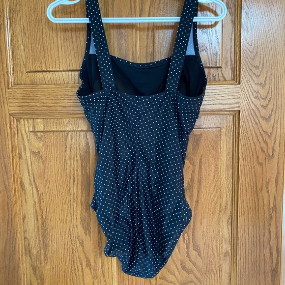 4 speedo swimsuits - all in EUC, all size 8 - Picture 5 of 13